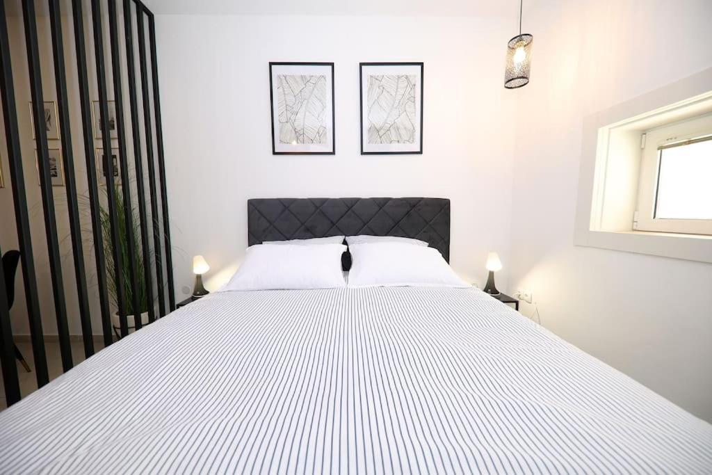 “Minipalais” Apartment In The Heart Of Zadar Ngoại thất bức ảnh
